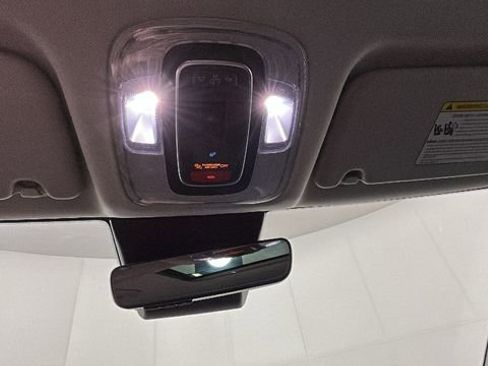 Certified 2025 Hyundai Kona Limited AWD/4WD image 27