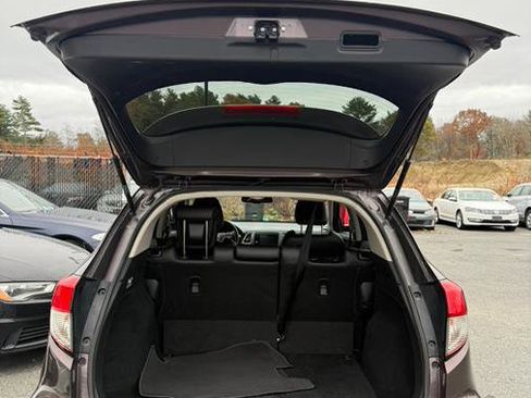 Used 2019 Honda HR-V EX-L image 6