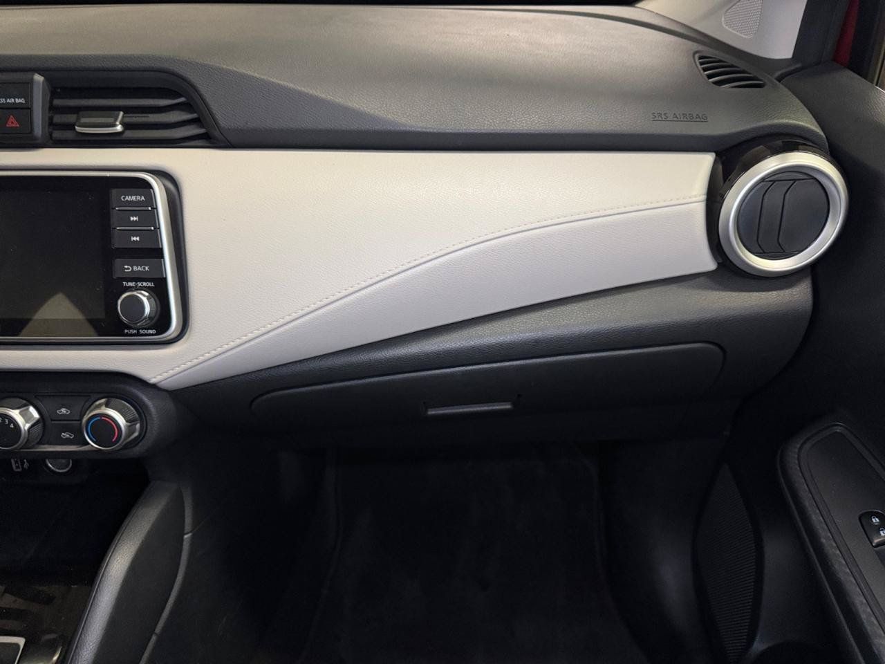 Used 2021 Nissan Versa SV FWD image 21