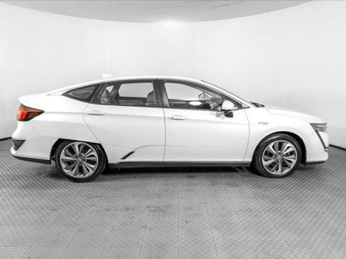 Used 2018 Honda Clarity Touring image 7