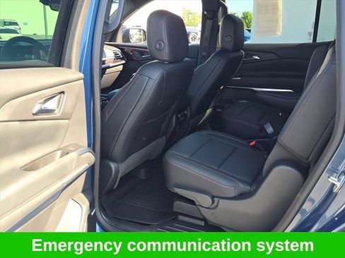 Certified 2024 Chevrolet Traverse Z71 w/ Enhanced Driving Package AWD/4WD image 15