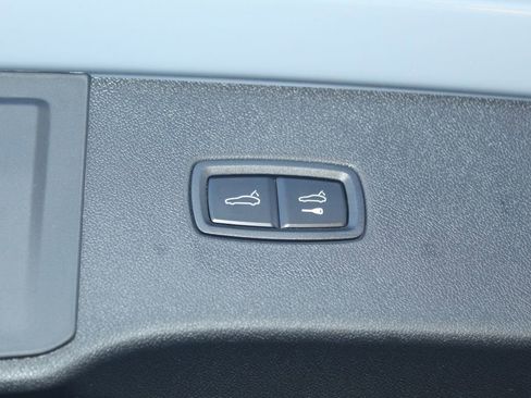 New 2026 Porsche Cayenne AWD/4WD image 13