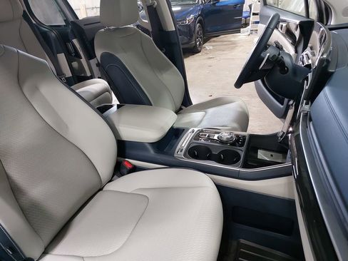 New 2026 Kia Carnival SX Prestige FWD image 10