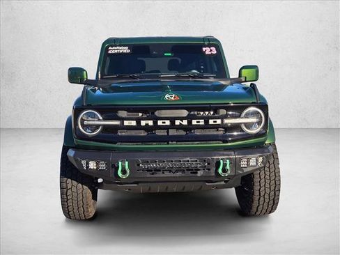 Used 2023 Ford Bronco Outer Banks image 2