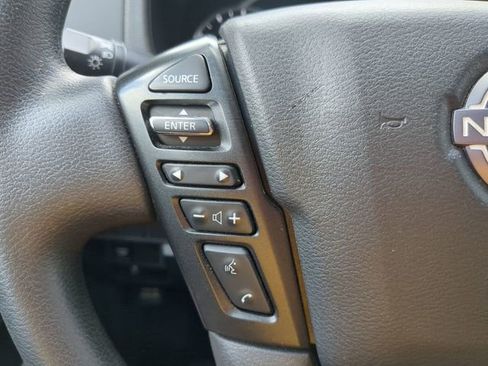 Used 2023 Nissan Frontier SV RWD image 17