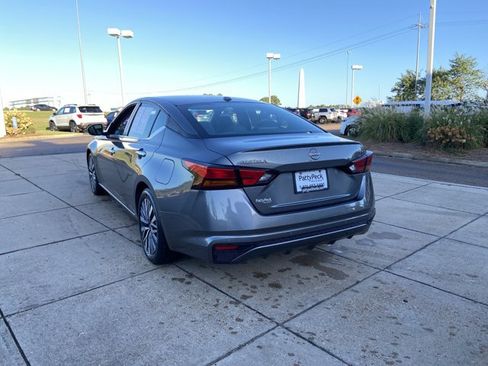 Used 2023 Nissan Altima 2.5 SV image 8