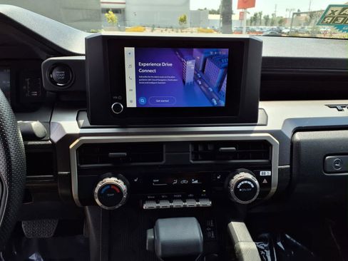 Used 2024 Toyota Tacoma SR5 AWD/4WD image 21