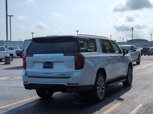 New 2026 GMC Yukon XL Denali w/ Advanced Technology Package RWD image 7