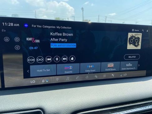 New 2025 Nissan Armada PRO-4X w/ Pro-4X Premium Package AWD/4WD image 15