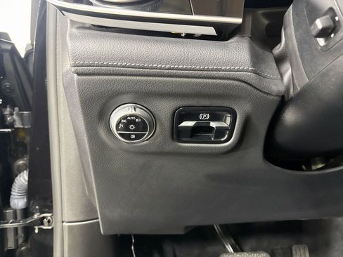 Certified 2023 Mercedes-Benz EQS 580 4MATIC SUV w/ Pinnacle Trim Package image 10