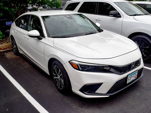 Used 2023 Honda Civic LX image 4