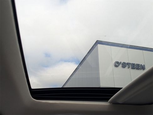 New 2025 Subaru Legacy Premium image 19