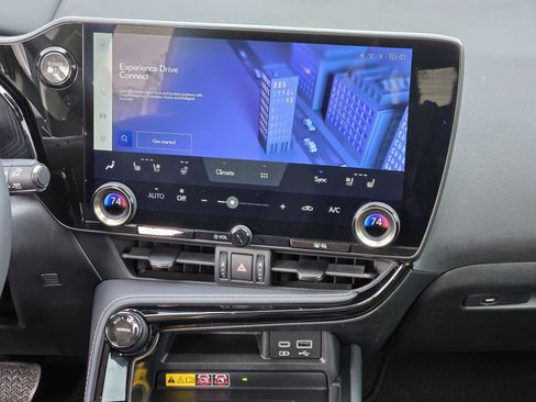 Certified 2022 Lexus NX 350h AWD image 26