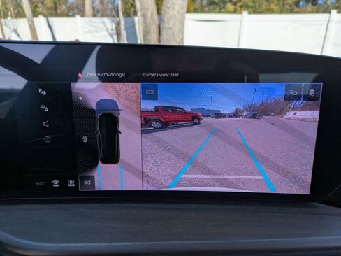 Certified 2025 Audi Q5 Premium w/ Convenience Package image 13