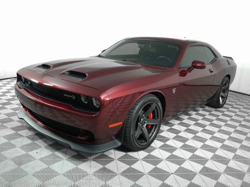 Used 2023 Dodge Challenger SRT Hellcat image 8