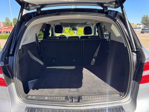 Used 2015 Mercedes-Benz ML 350 4MATIC image 9