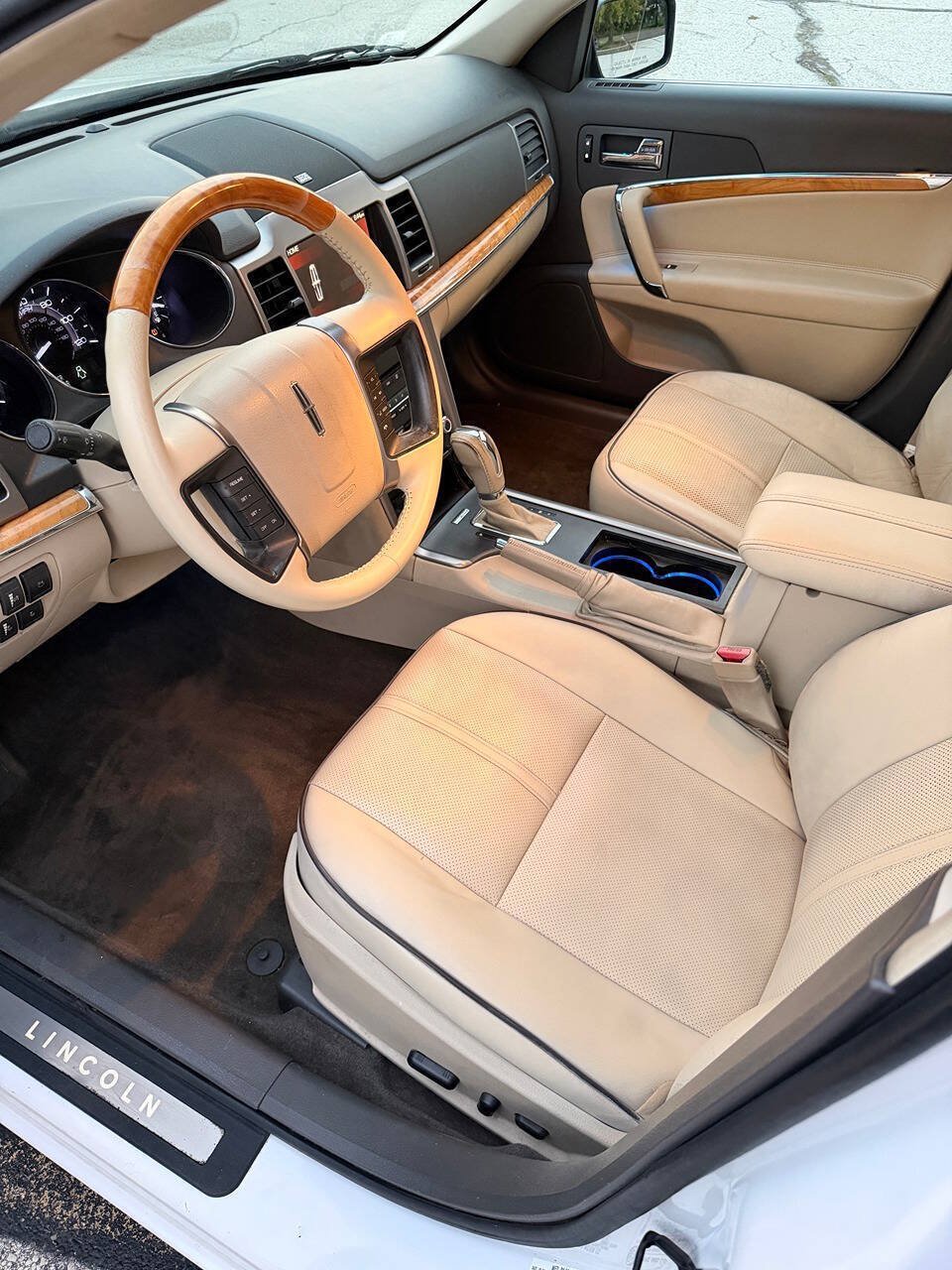 Used 2011 Lincoln MKZ AWD w/ 102A Rapid Spec Order Code image 14