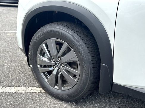New 2026 Nissan Pathfinder SV FWD image 19