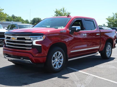 Used 2023 Chevrolet Silverado 1500 High Country AWD/4WD image 5