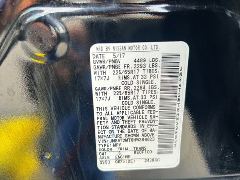 Used 2017 Nissan Rogue SV FWD image 16