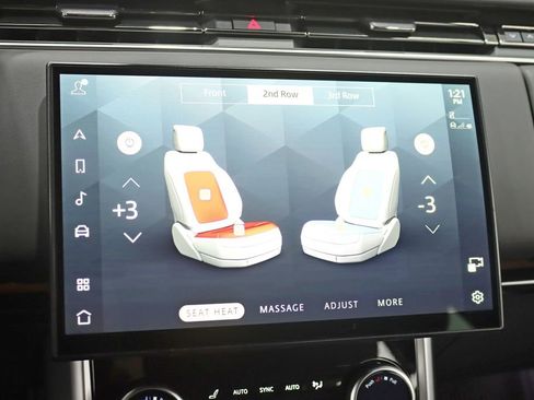 Used 2023 Land Rover Range Rover Long Wheelbase SE image 22