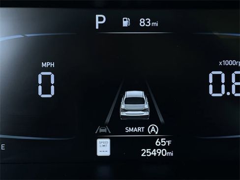 Used 2024 Hyundai Elantra SE image 14