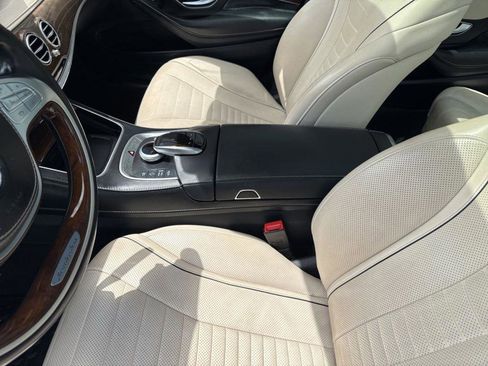 Used 2017 Mercedes-Benz S 550 Sedan image 19