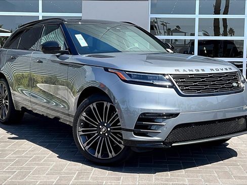 New 2026 Land Rover Range Rover Velar Dynamic SE image 2