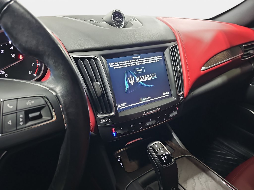 Used 2020 Maserati Levante AWD/4WD image 22