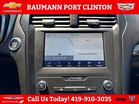 Used 2020 Ford Fusion SE w/ Equipment Group 151A FWD image 19