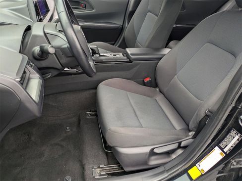 Used 2024 Toyota Prius LE image 14