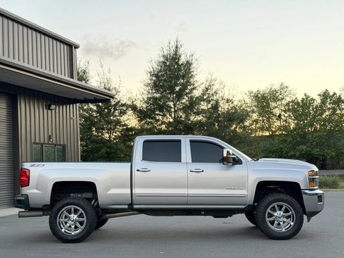 Used 2017 Chevrolet Silverado 2500 LTZ w/ Duramax Plus Package AWD/4WD image 2