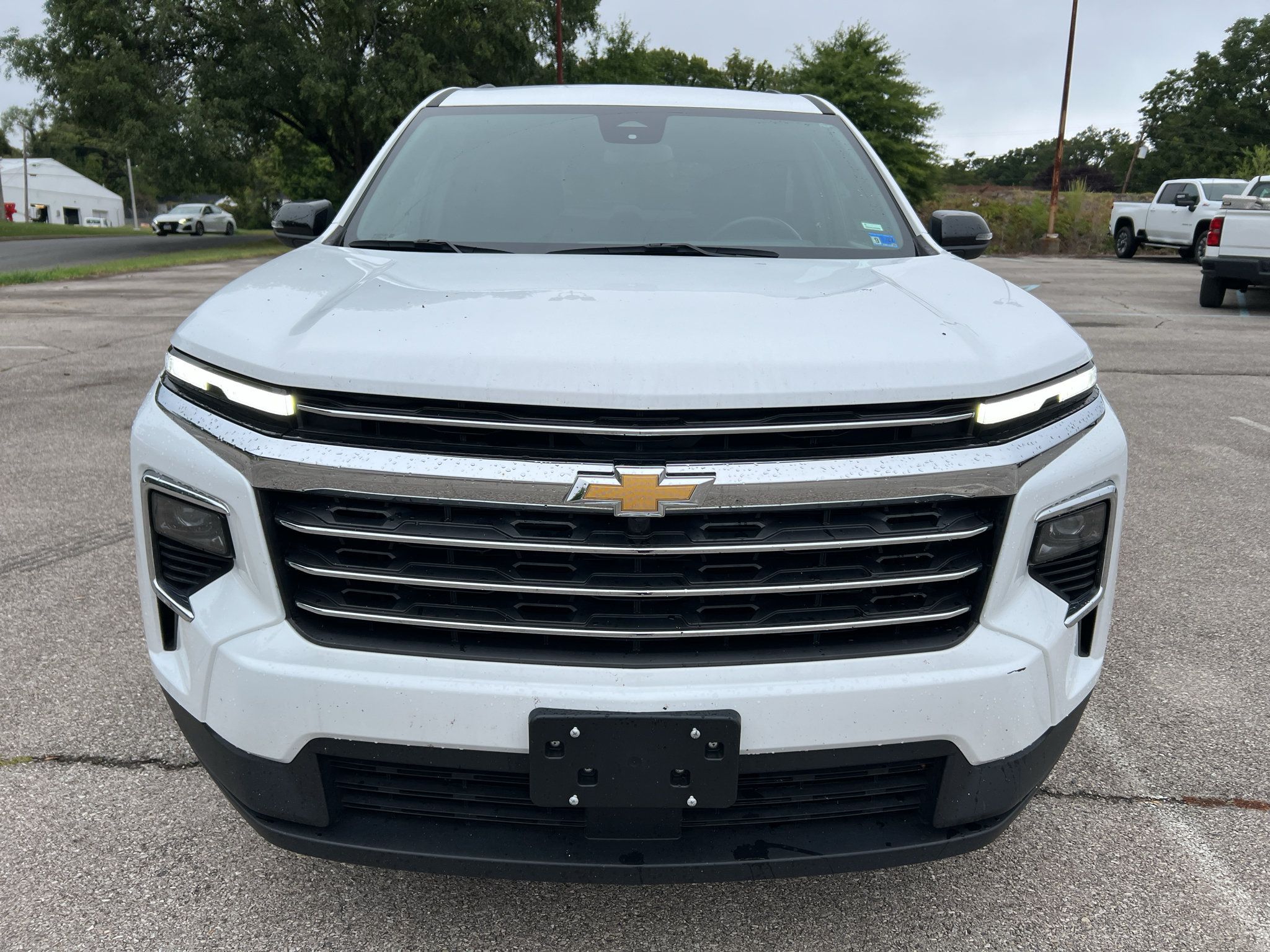 Used 2025 Chevrolet Traverse LT AWD/4WD image 8
