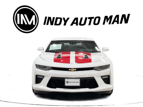 Used 2018 Chevrolet Camaro SS RWD image 9