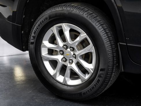 Used 2019 Chevrolet Traverse LT image 59