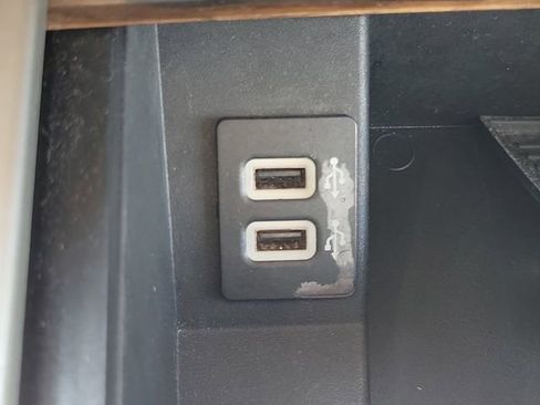 Used 2018 Ford F150 Lariat w/ Equipment Group 502A Luxury image 27