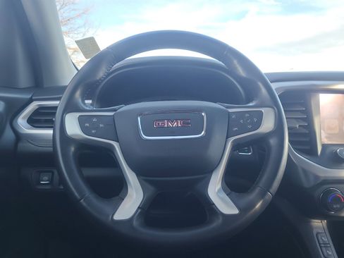 Used 2017 GMC Acadia SLT image 9