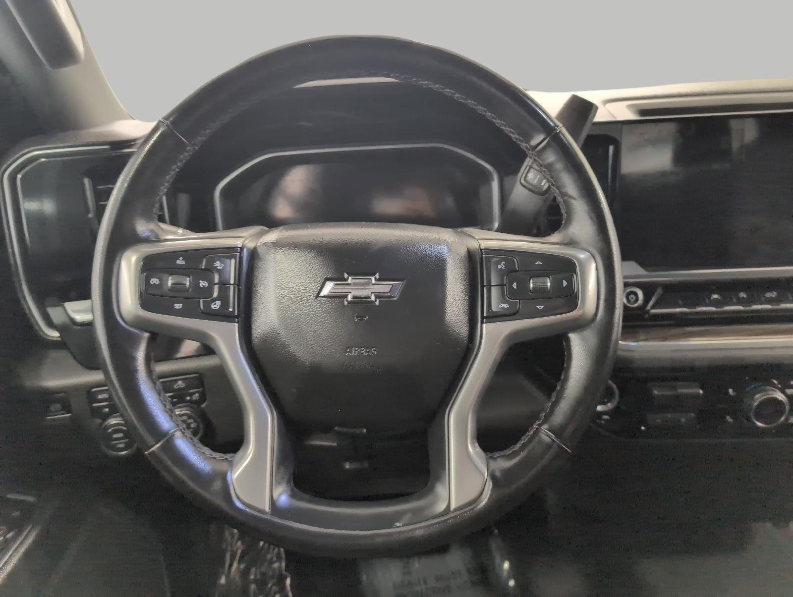Used 2023 Chevrolet Silverado 1500 RST AWD/4WD image 32