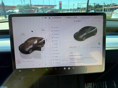 Used 2024 Tesla Model Y Long Range image 14