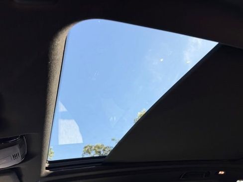 Used 2026 BMW X5 xDrive40i w/ Premium Package image 22