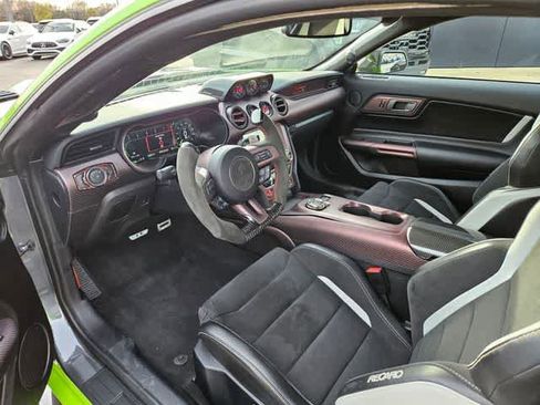 Used 2021 Ford Mustang Shelby GT500 w/ Technology Package image 2