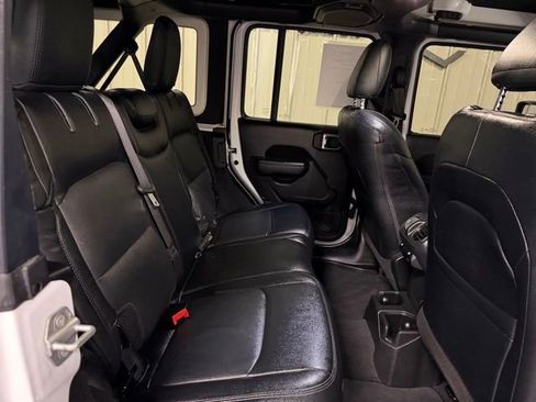 Used 2021 Jeep Wrangler Unlimited Sport image 20