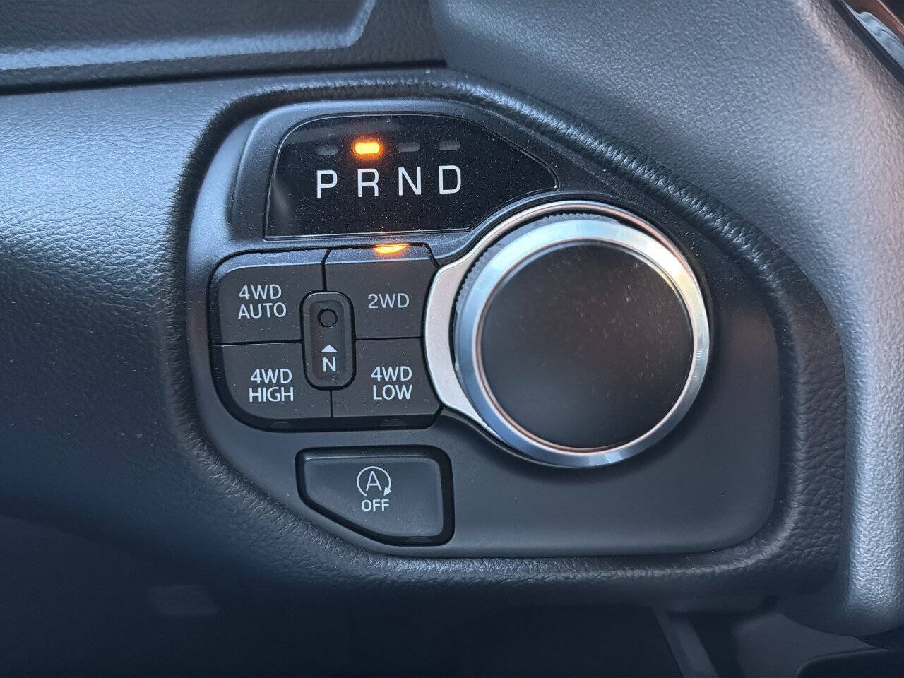 Used 2023 RAM 1500 Big Horn AWD/4WD image 36
