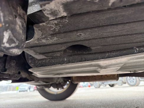 Used 2017 Ford Escape SE w/ SE Leather Comfort Package image 15