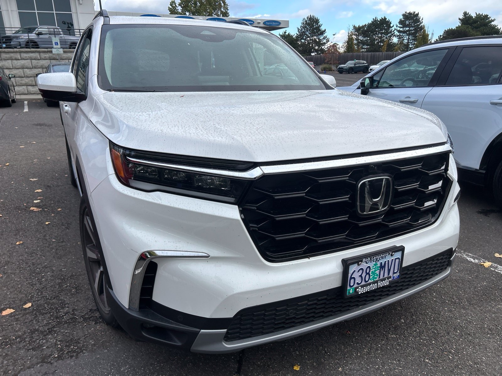 Used 2023 Honda Pilot Elite image 3