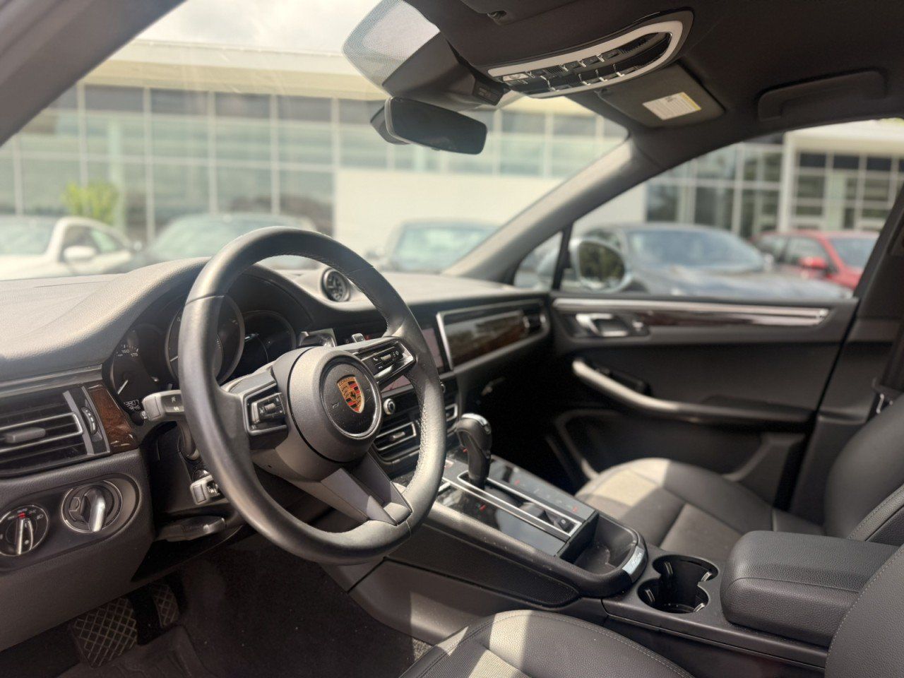 Used 2023 Porsche Macan S AWD/4WD image 13