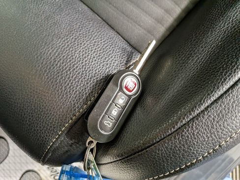 Used 2018 FIAT 500 Pop w/ Urbana Appearance Package image 26