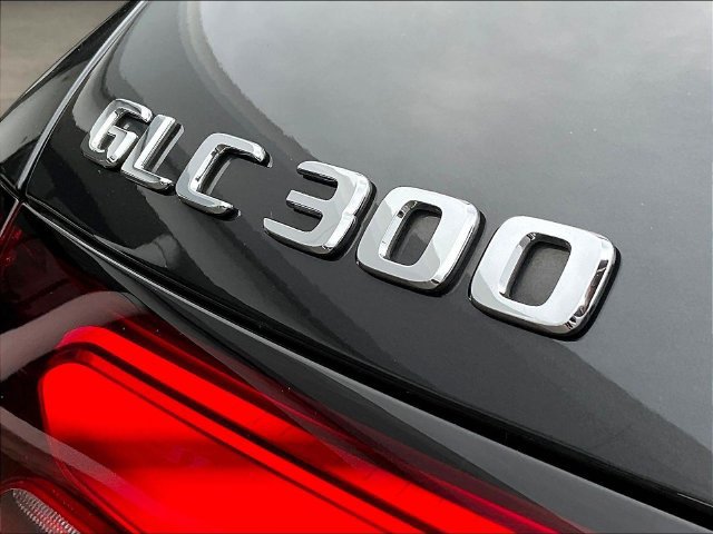 Certified 2023 Mercedes-Benz GLC 300 4MATIC image 26