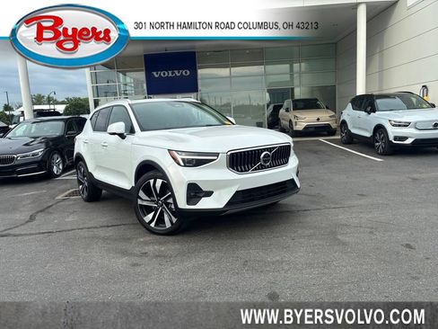 Certified 2024 Volvo XC40 B5 Plus w/ Protection Package Premier AWD/4WD image 1