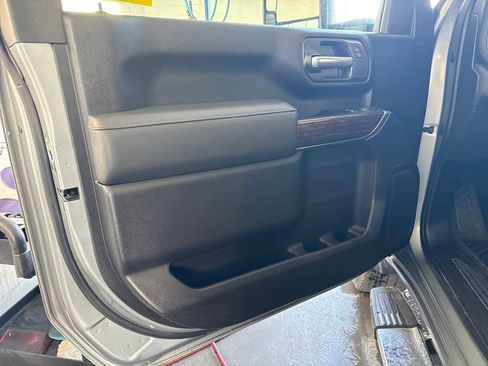 Used 2024 GMC Sierra 3500 SLE w/ SLE Convenience Package AWD/4WD image 15